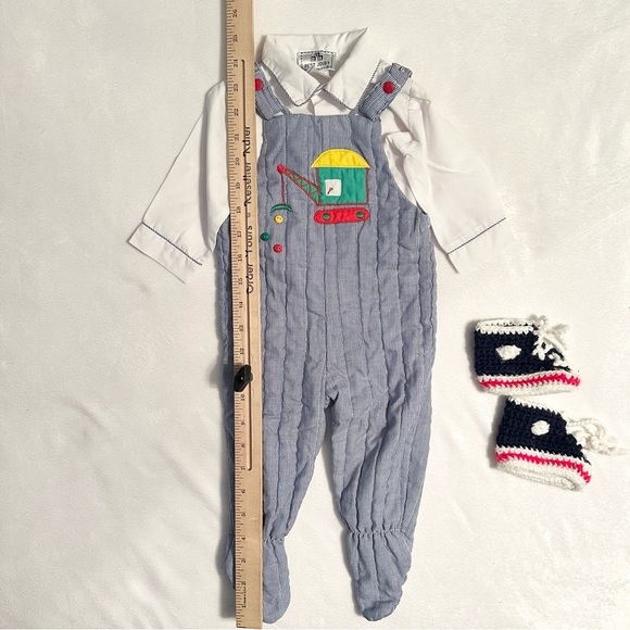 Vintage Petit Jouet 3pc Outfit Baby 6-9m Crane Truck Overalls Shirt Knit Booties - Picture 6 of 12